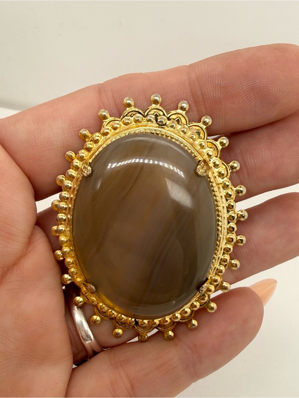 Western Bolo Tie Gold Tone Brown Agate Genuine Stone Oval 2x1.5 in. Rodeo
